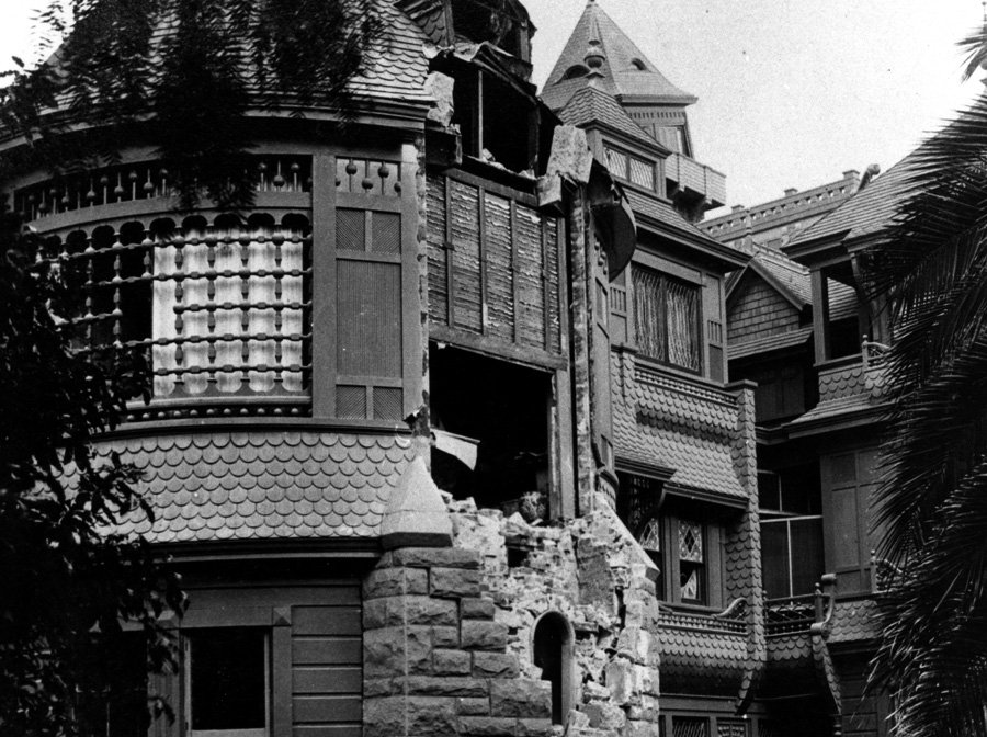 Historical photo of the Winchester Mystery House